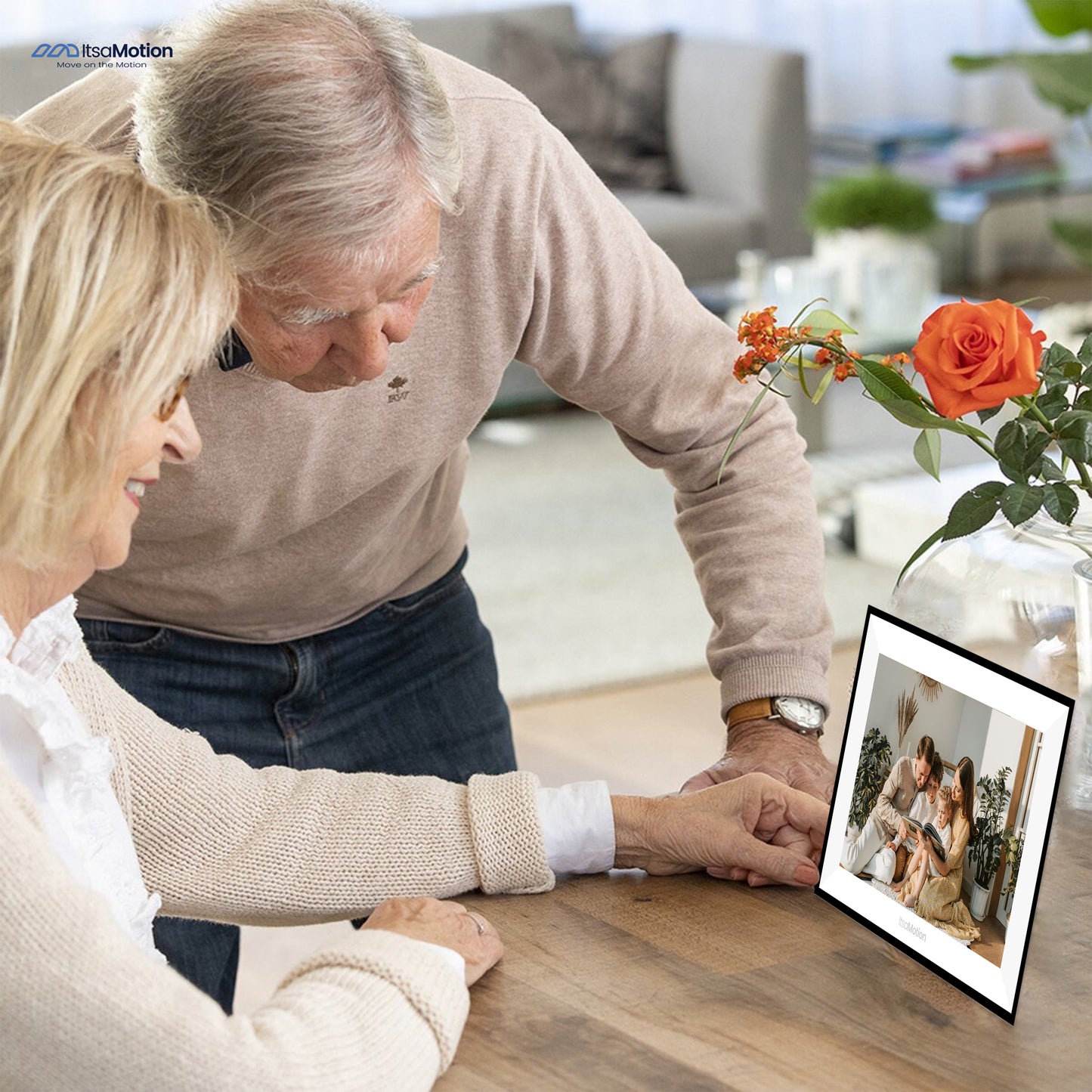 ItsaMotion DF334 – Digitale Fotolijst 10.1 inch | Wit met smalle, afneembare zwarte rand | WiFi & Touchscreen | Frameo App | IPS Touchscreen | 32GB